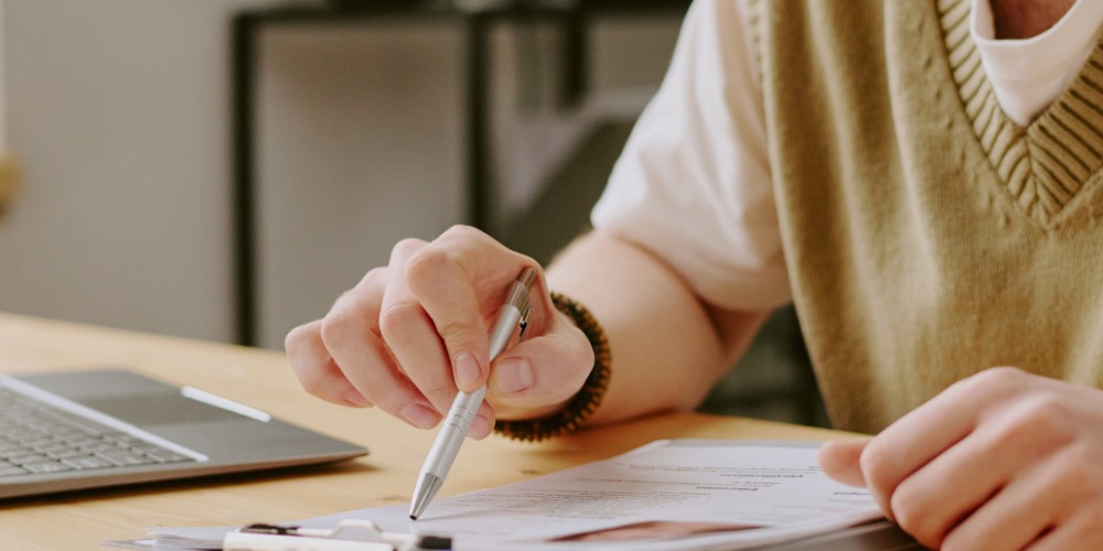 Qué miran realmente las empresas cuando leen un CV en Canarias