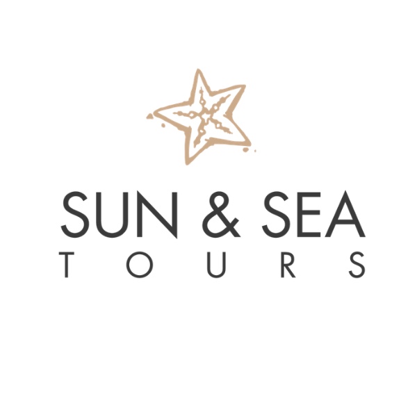 Empresa española de transporte discrecional de viajeros y operador náutico (Autocares &amp; Catamarán)(Fuerteventura)